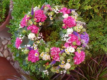 Trauerfloristik Blumenhaus Schomäcker